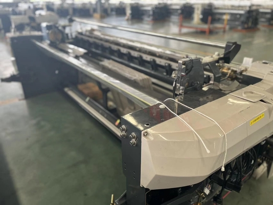 Enig Pijp Elektronisch Dobby Scheeftrekkend de Machinewater Jet Loom van de Weefgetouw1000rpm Hoge snelheid