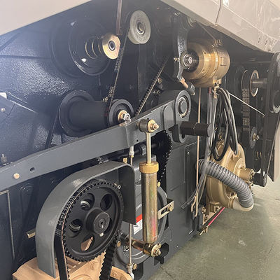 Hoge snelheids3.8kw Water Jet Power Loom 360cm Textiel de Doek Wevende Machine van 1200 t/min