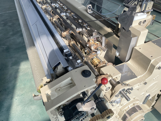 2.8KW textielwater Jet Machine 1200 van de de Pompstof van t/min de Dubbele Wevende Machine