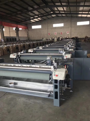 Vlak Weefsel 190 de Wevende Machine van Reed Winder Water Jet Loom met Pijp 2